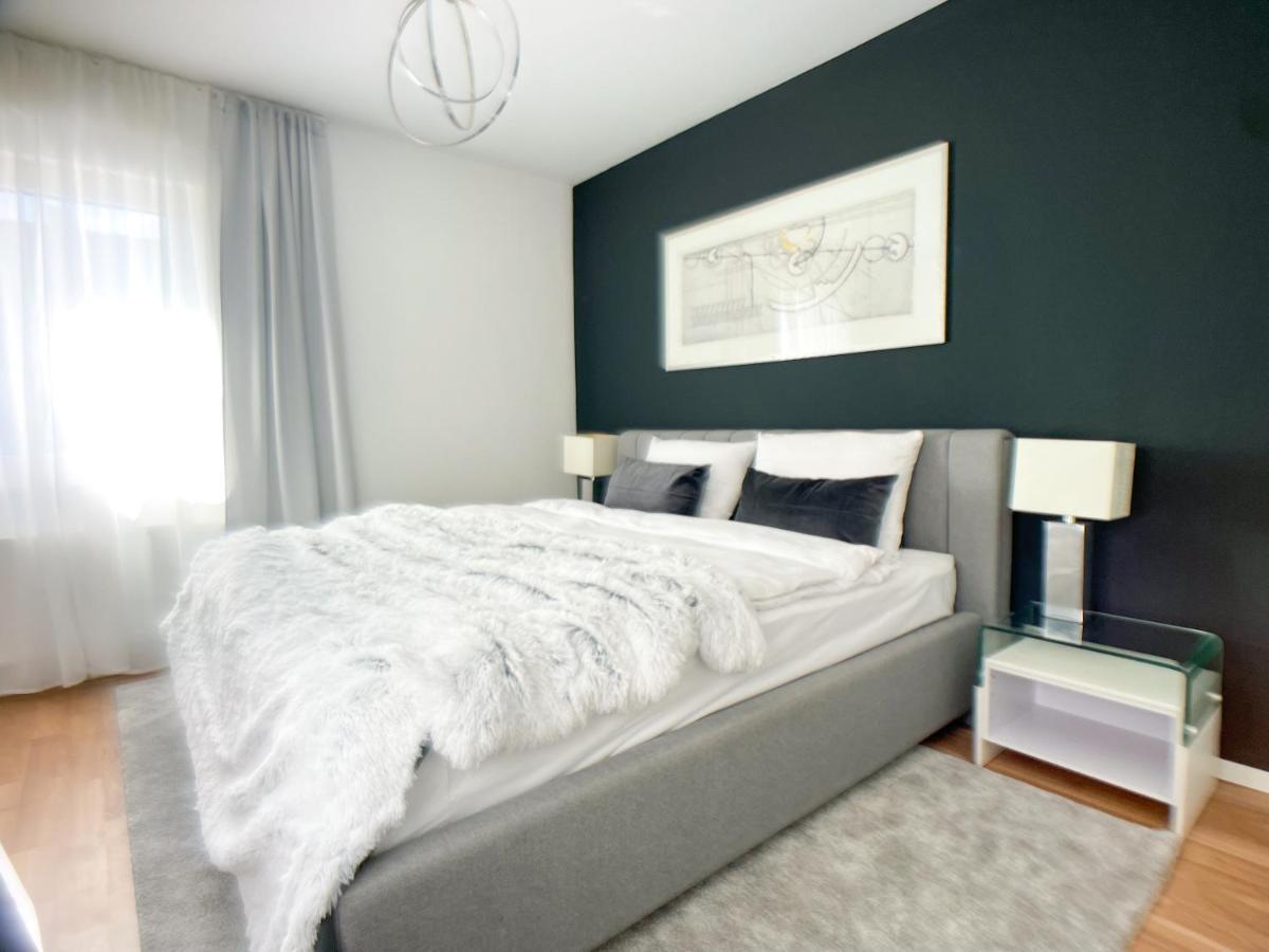 M-Style 02 Apartment Mit Balkon 24H Self-Check-In, Free Parking, Netflix Nürnberg Exterior foto