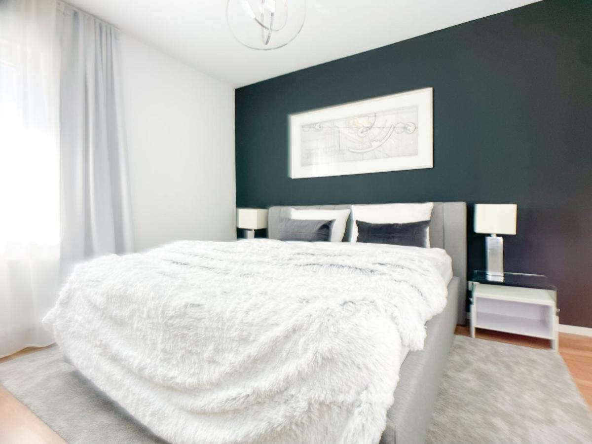 M-Style 02 Apartment Mit Balkon 24H Self-Check-In, Free Parking, Netflix Nürnberg Exterior foto