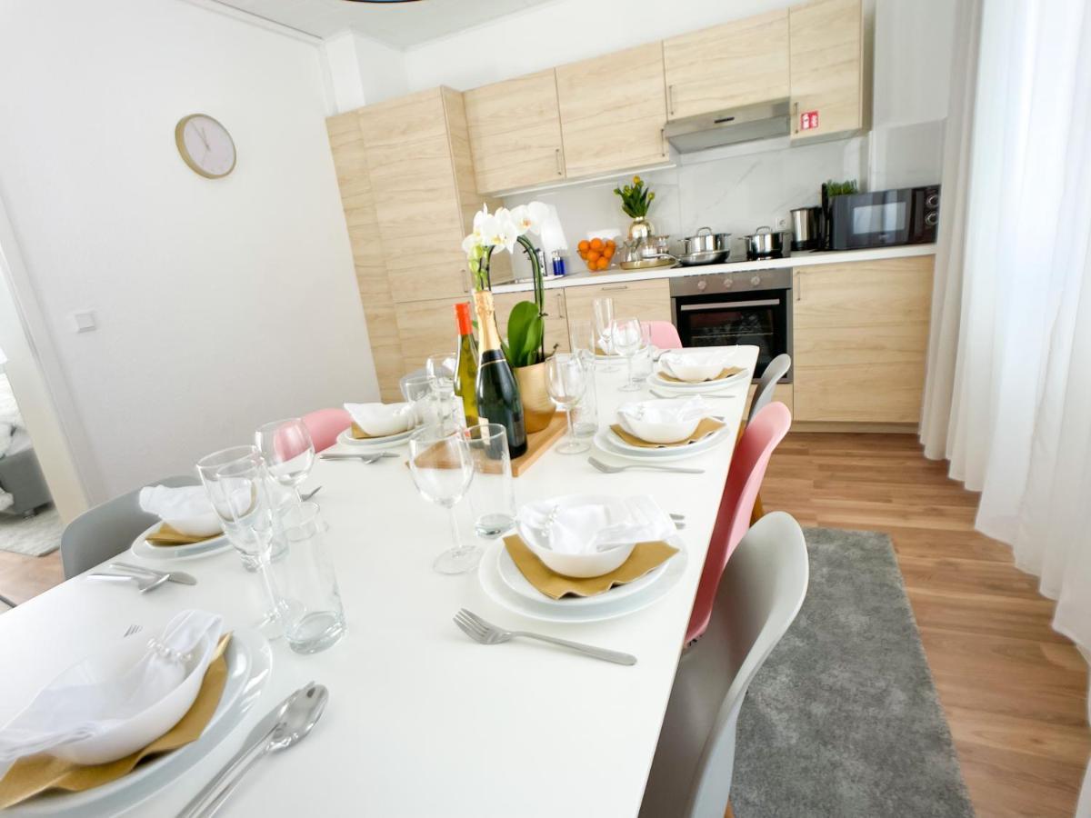 M-Style 02 Apartment Mit Balkon 24H Self-Check-In, Free Parking, Netflix Nürnberg Exterior foto