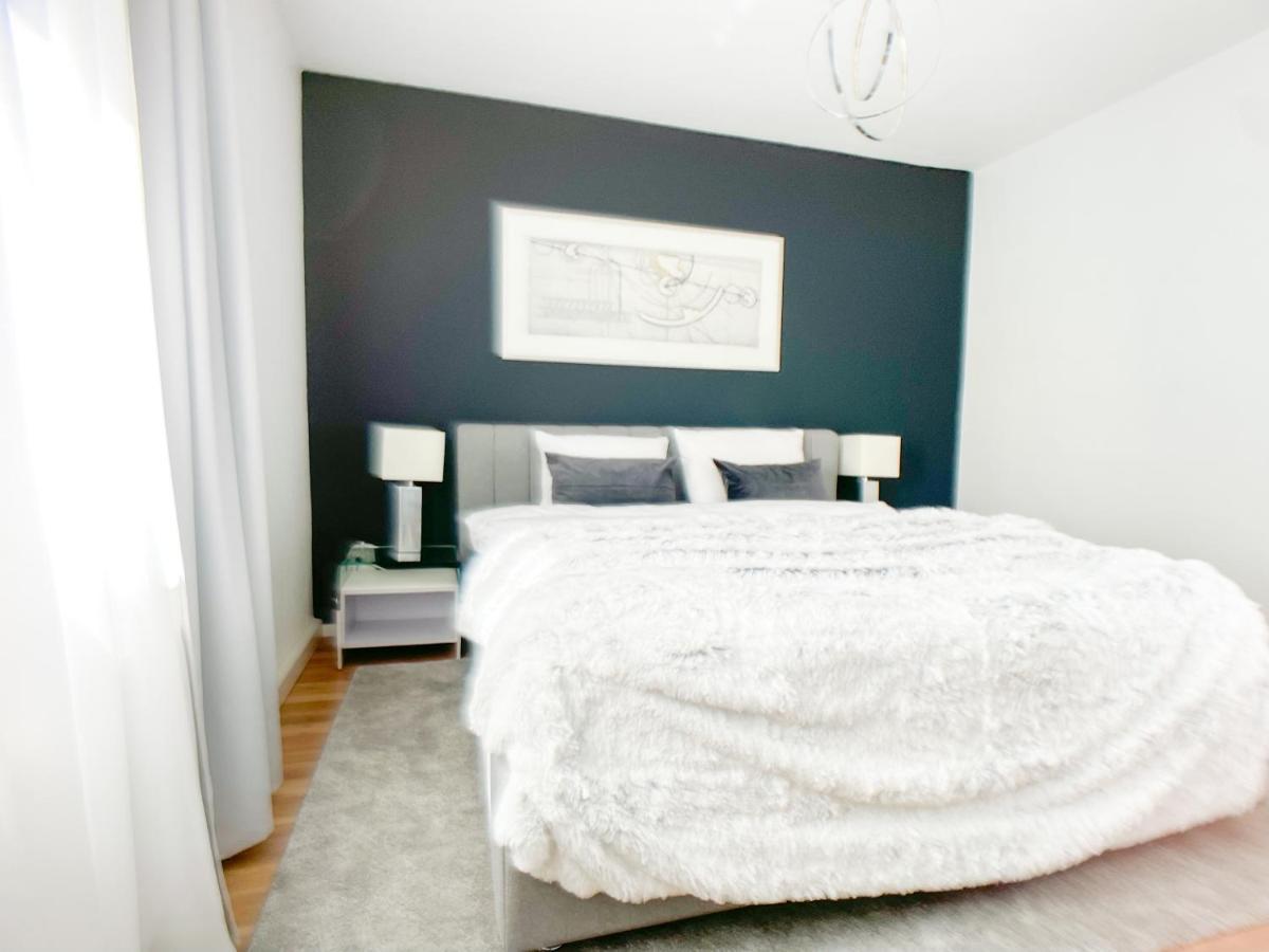 M-Style 02 Apartment Mit Balkon 24H Self-Check-In, Free Parking, Netflix Nürnberg Exterior foto