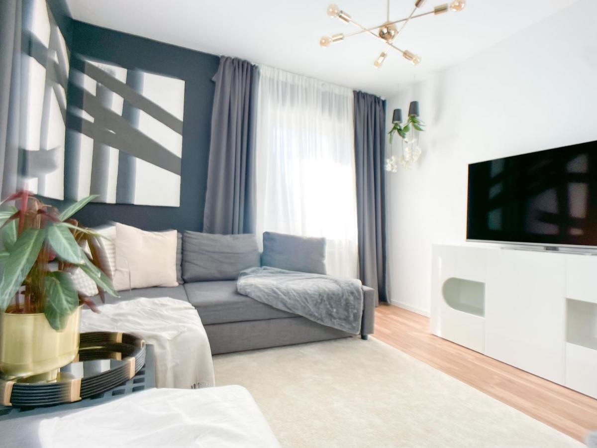 M-Style 02 Apartment Mit Balkon 24H Self-Check-In, Free Parking, Netflix Nürnberg Exterior foto